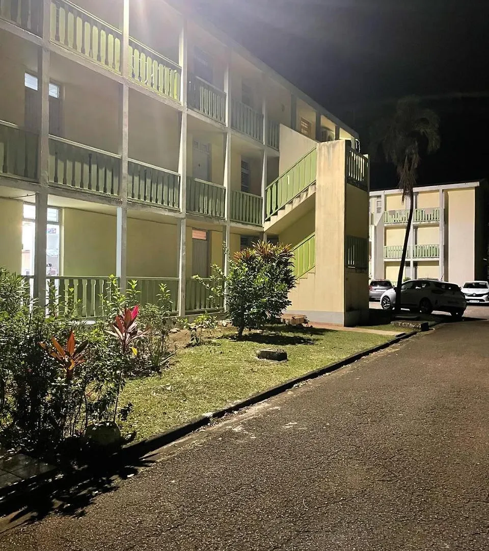 Daire Beachfront Studio972 Sainte-Luce Martinik