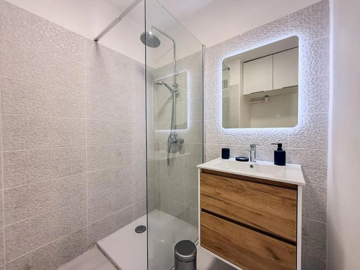 Beachfront Studio972 Sainte-Luce Apartamento